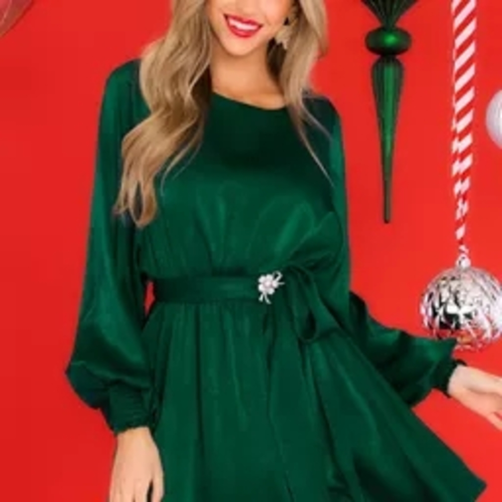 Aura Emerald Long Sleeve Dress